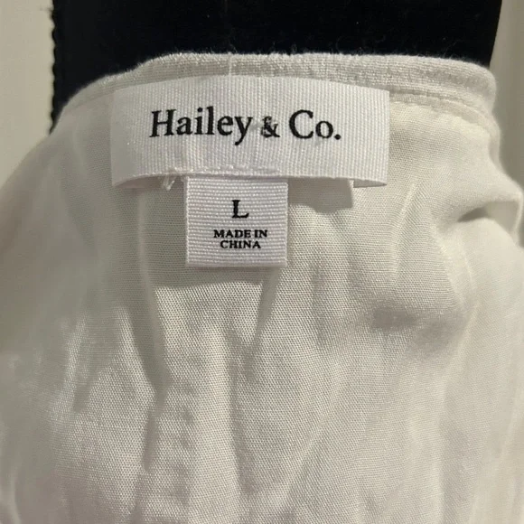 White flutter sleeves maxi dress - Picture 3 of 7